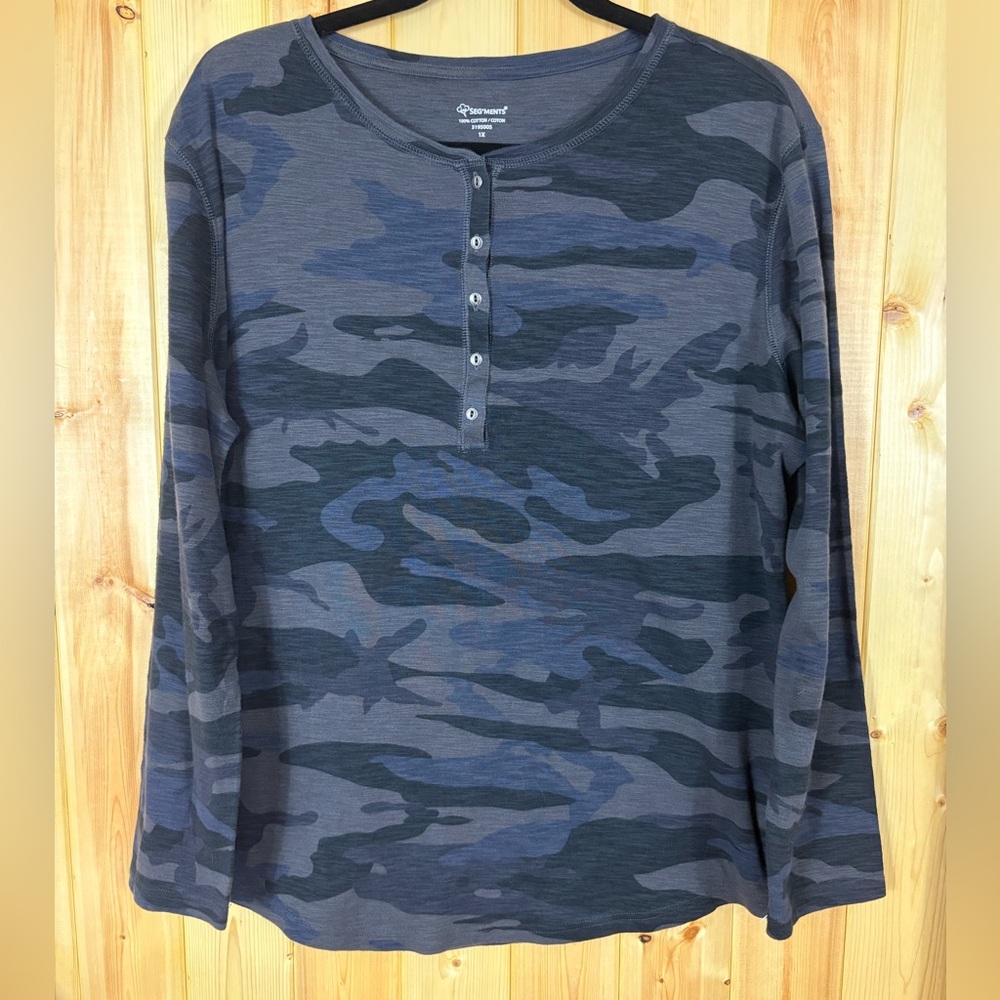 seg’ments womens camo henley shirt 100% cotton size 1X comfort casual staple